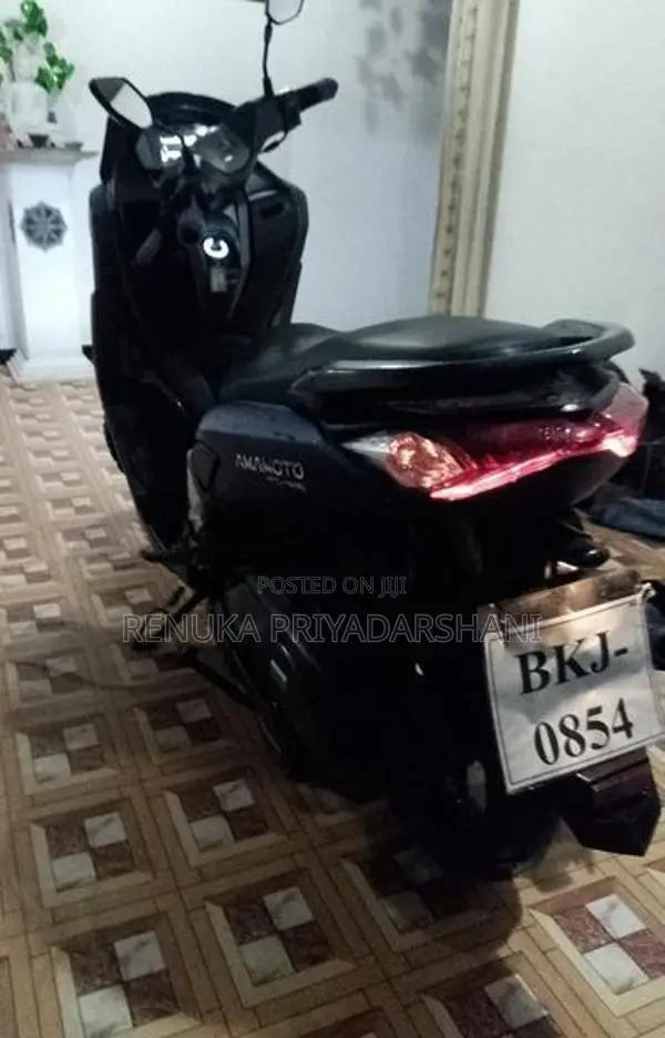 Yamaha XSR125 2025