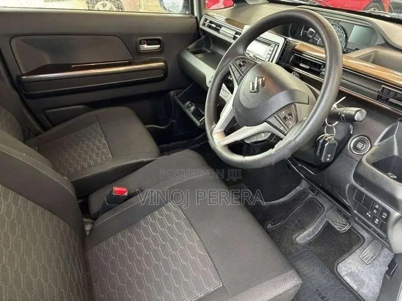 Suzuki Wagon R ZX Custom HV 2025
