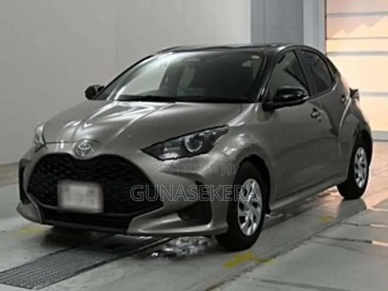 Toyota Yaris G 4way 2025