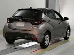 Toyota Yaris G 4way 2025
