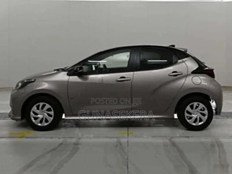 Toyota Yaris G 4way 2025
