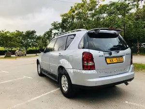 Micro Rexton 2009