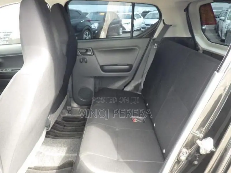 Daihatsu Mira L grade 2025