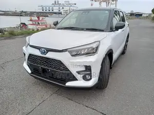 Toyota Raize Z Hybrid 2025