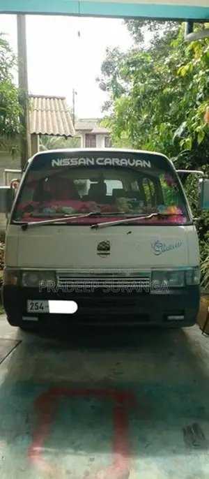 Nissan Caravan 1995
