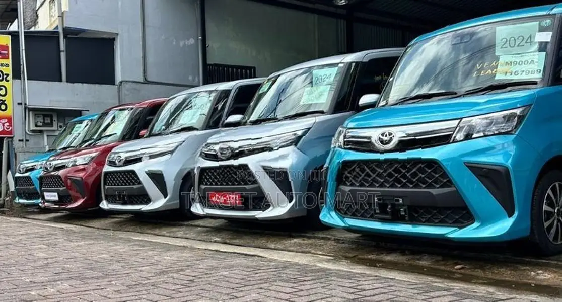 Toyota Roomy 2025