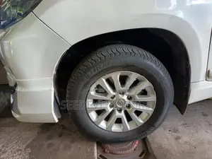 Toyota Land Cruiser Prado 150 2015