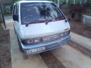Nissan Largo Van 1990