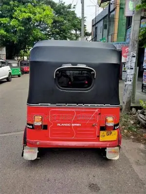 Bajaj RE 2002