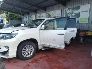 Toyota Land Cruiser Prado 150 2015