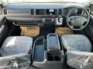 Toyota Hiace KDH 223B Super Long 2026