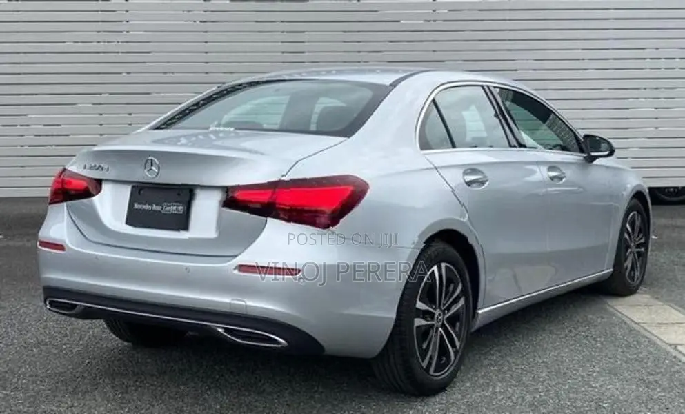 Mercedes Benz CLA 180 PREMIUM PLUS 2024