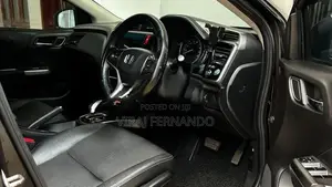 Honda Grace 2015