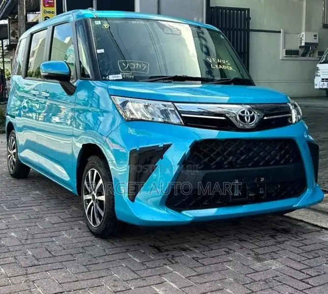 Toyota Roomy 2025
