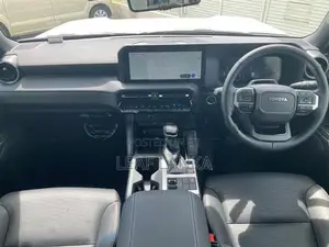 Toyota Land Cruiser Prado 250 VX 2026
