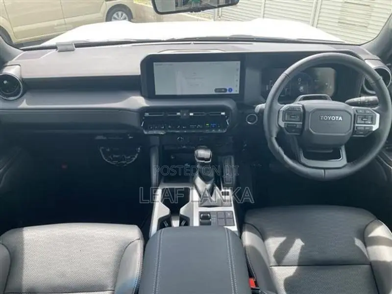 Toyota Land Cruiser Prado 250 VX 2026