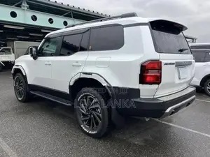 Toyota Land Cruiser Prado 250 VX 2026