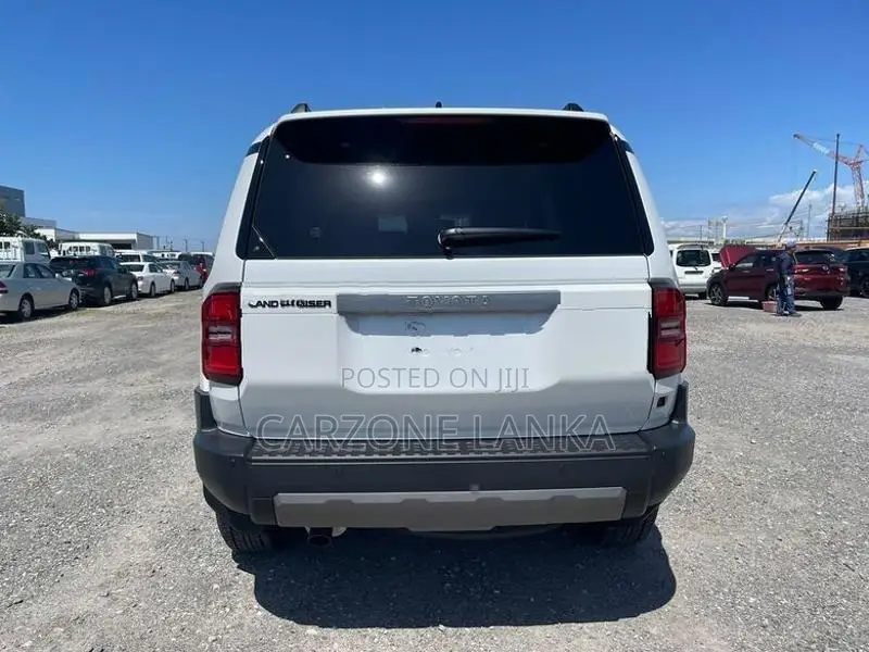 Toyota Land Cruiser Prado 250 VX 2026