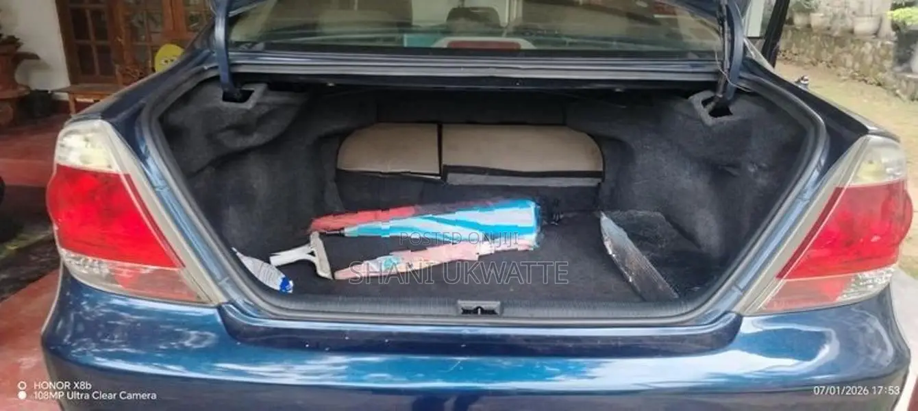Toyota Camry 2004