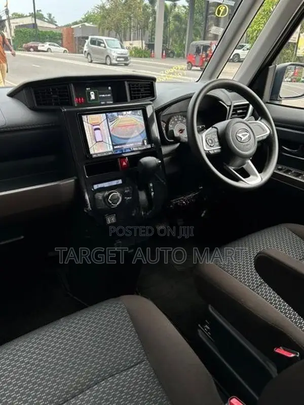 Toyota Roomy G Grade 2024