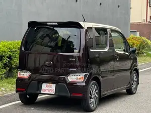 Suzuki Wagon R Custom ZX Hybrid 2026