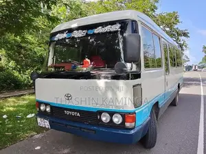 Toyota Coaster 1990