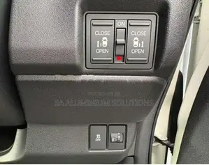 Honda N-Box Custom 2024