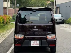 Suzuki Wagon R Custom ZX Hybrid 2026