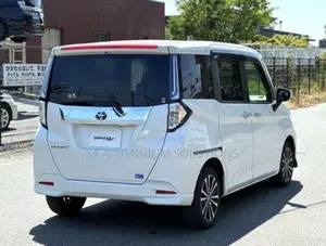 Toyota Roomy Custom GT 2024