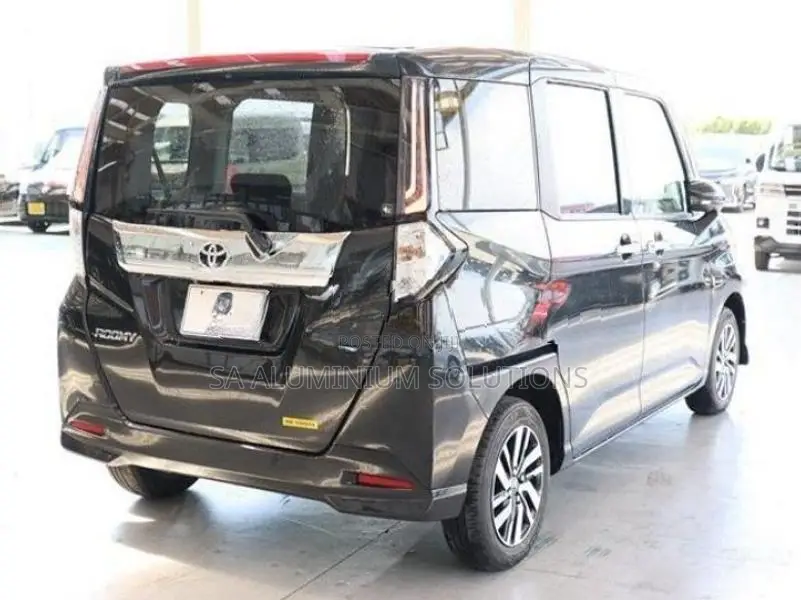Toyota Roomy G 2024