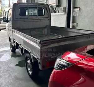 Suzuki Carry 2023