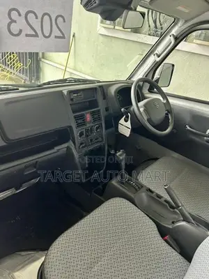 Suzuki Carry 2023