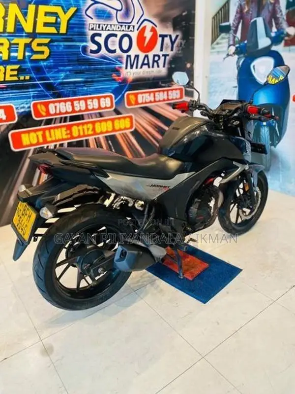 Honda Hornet 2016