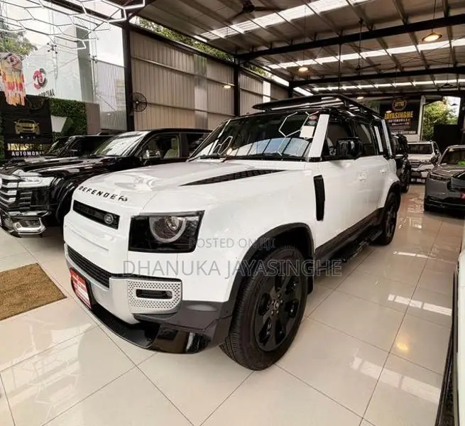 Land Rover Defender 7 seater Petrol 2024