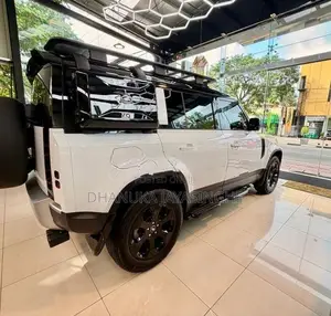 Land Rover Defender 7 seater Petrol 2024