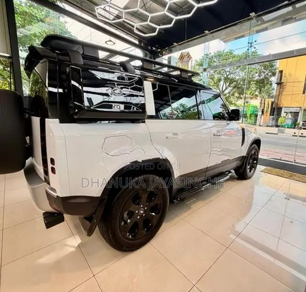 Land Rover Defender 7 seater Petrol 2024