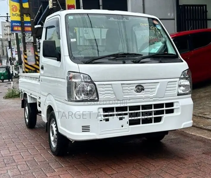 Nissan Clipper Nt100 Truck 2024