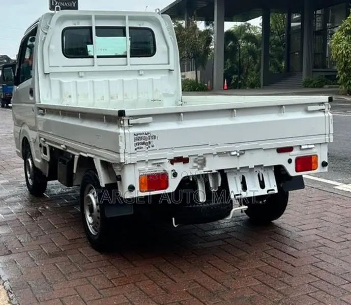 Nissan Clipper Nt100 Truck 2024