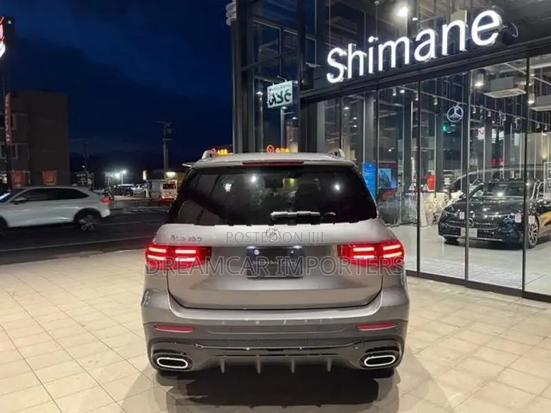 Mercedes Benz GLB Urban star 2025