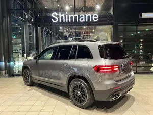 Mercedes Benz GLB Urban star 2025