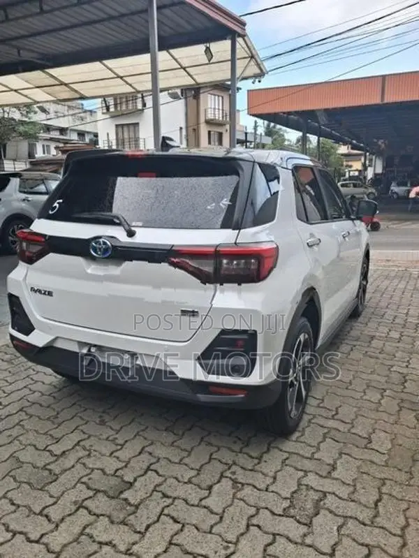 Toyota Raize Z BSM Autopark AC100 2026