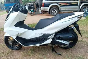 Honda PCX160 2025