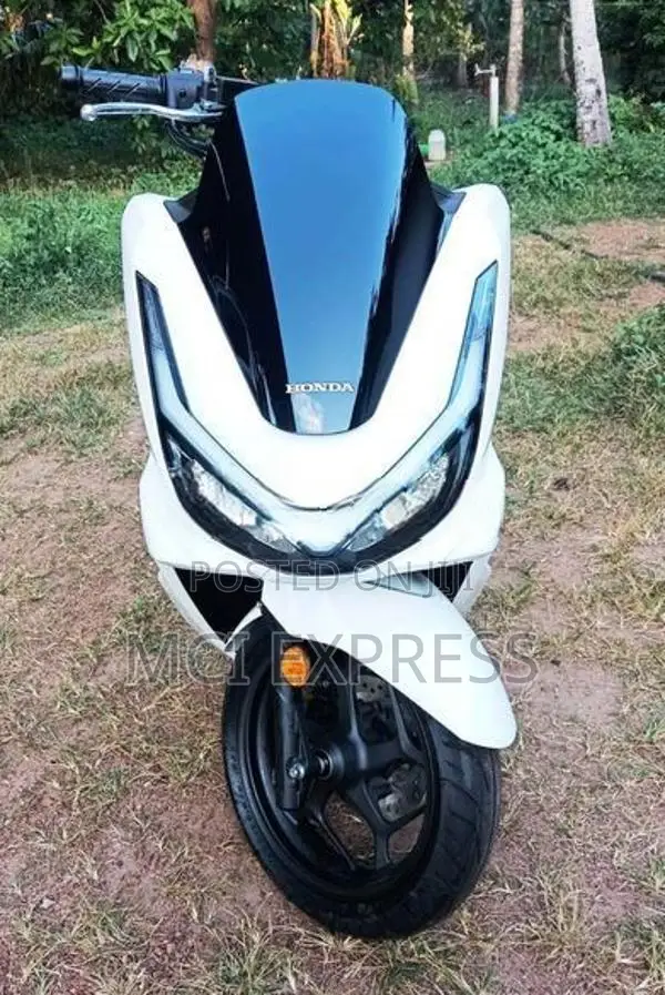 Honda PCX160 2025