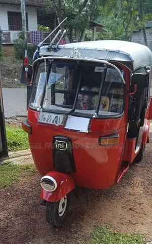 Bajaj RE 2005