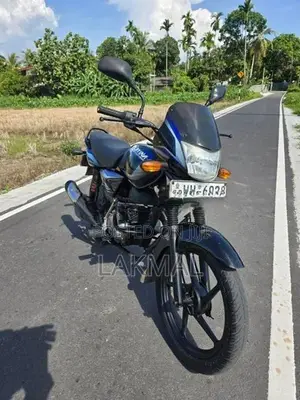 Bajaj Platina 125 2011