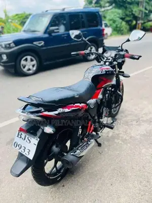 Bajaj Discover 125 2025
