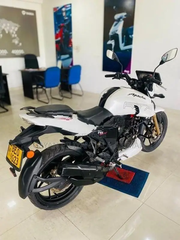 TVS Apache RTR 200 2016