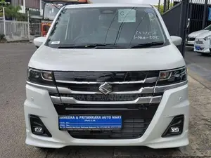 Suzuki Wagon R Custome Z 2026