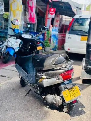 TVS Scooty Pep+ CVTi 2017