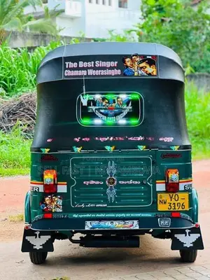 Bajaj RE 2011